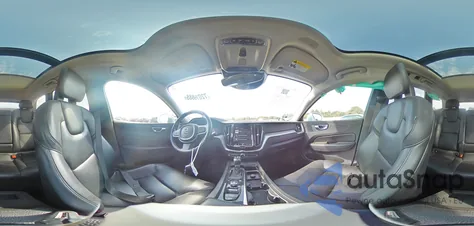 2018 Volvo Xc60 T6 from USA, damaged, VIN LYVA22RK3JB078680